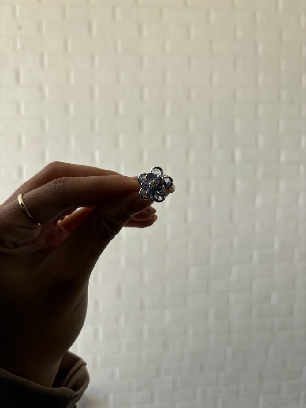 Silver Flower Cluster Ring with Clear Crystals - Picture 3 of 4